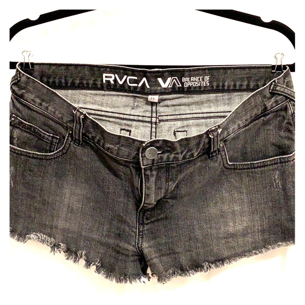 Rvca low rise cut-off shorts